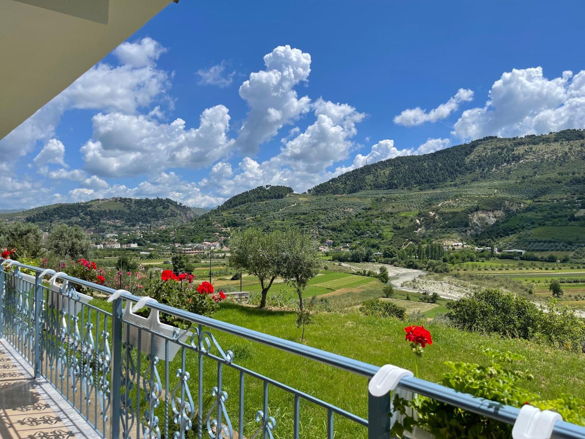 Vila Ardea Μπεράτ Εξωτερικό φωτογραφία